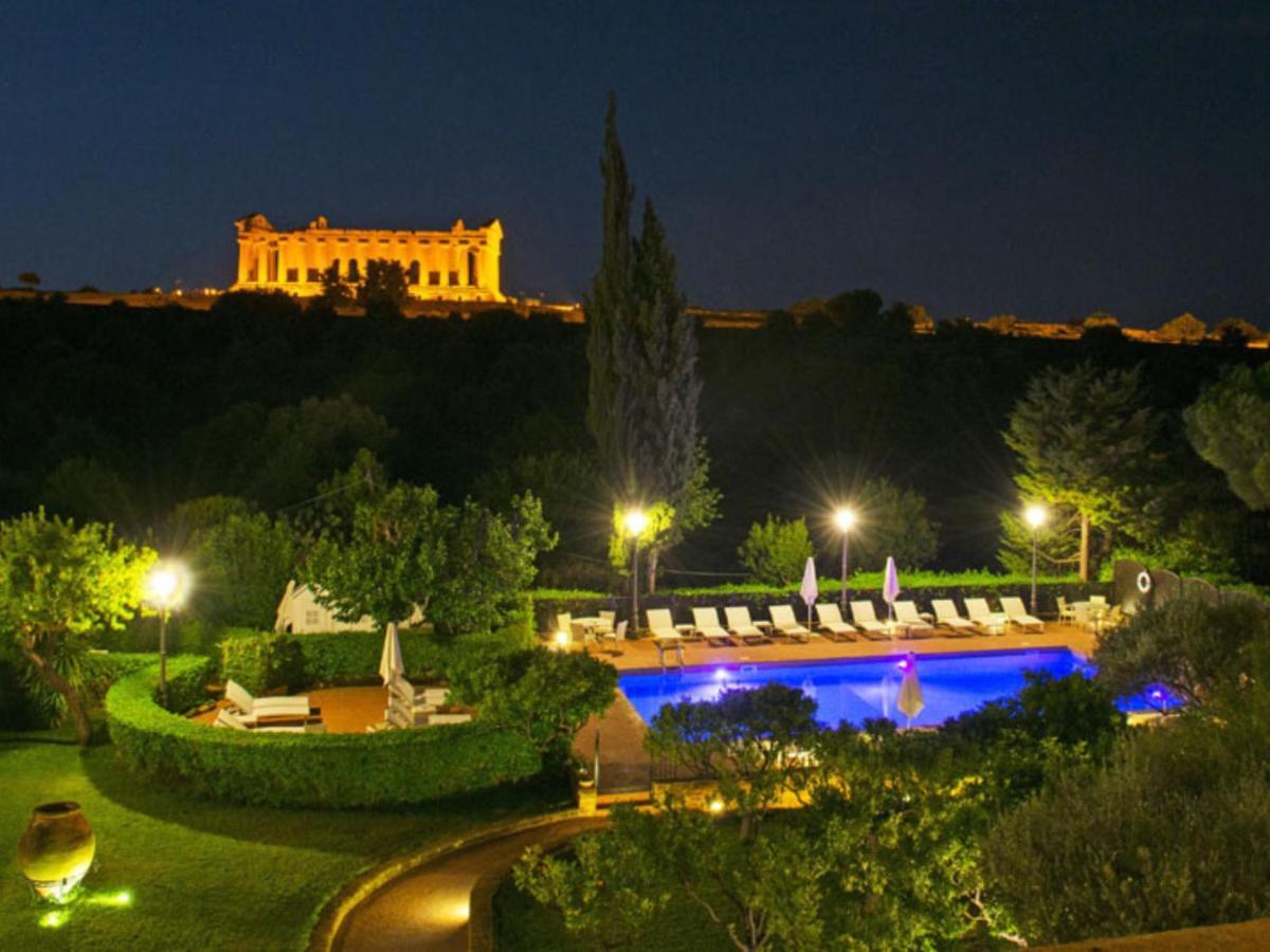 Villa Athena Resort Agrigento Kültér fotó The hotel's gardens