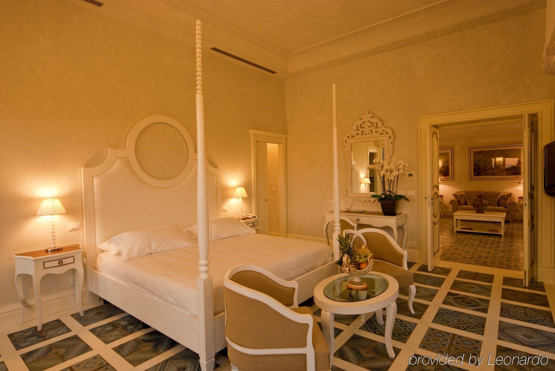 Villa Athena Resort Agrigento Szoba fotó A room at the hotel
