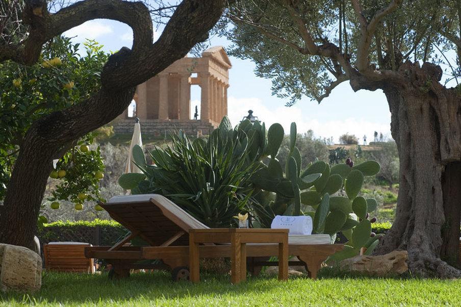 Villa Athena Resort Agrigento Kültér fotó The gardens of the Phoenician
